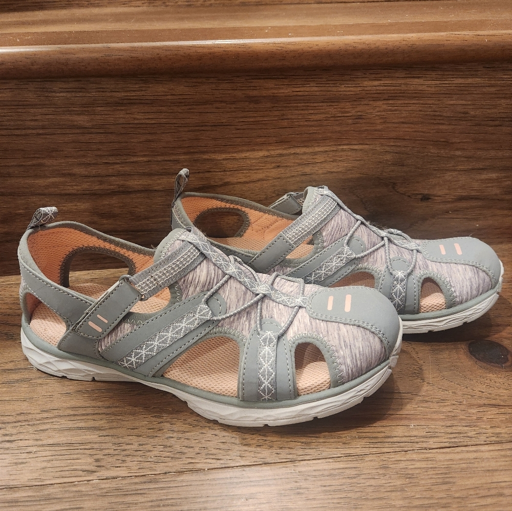 Dr Scholls Dry Fit Closed Toes Sandals Size 6.5